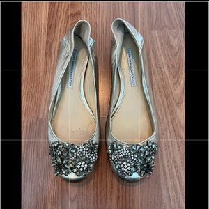 Vera Wang Lavender Label jeweled flats in Gold
